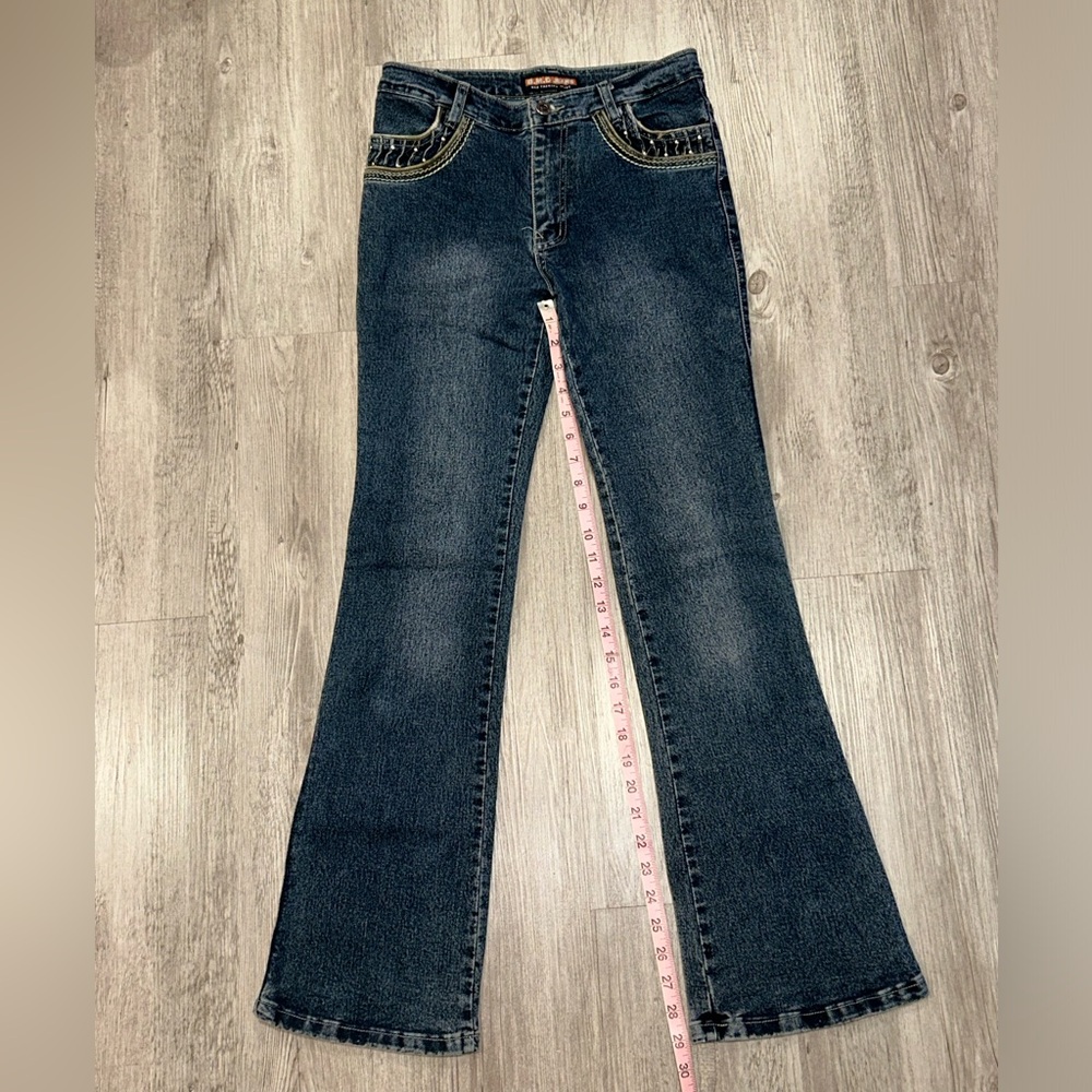 Y2K style boot cut jeans 🎀
